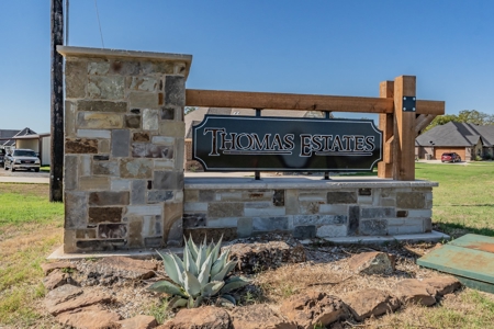 No city taxes, No HIA, Springtown ISD, One Acre, Parker Co - image 1