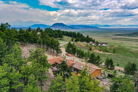 Mountain Home With Panoramic Views in Ranch Of The Rockies - image 35
