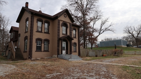 Historic Home For Sale in Bethany, MO - image 4