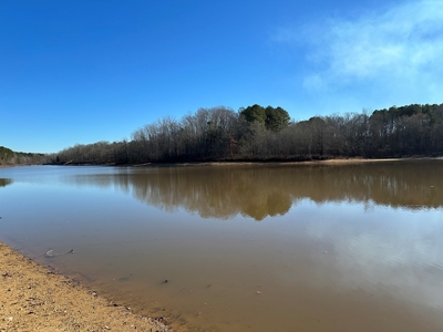 AUCTION Lakefront Home! Kerr Lake Little Bluestone Creek - image 8