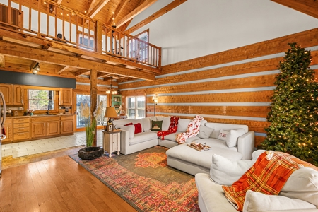 Waterfront Log Home for Sale on Lake Hayes in Gibson Co. TN - image 3