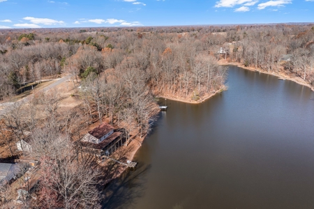 Waterfront Log Home for Sale on Lake Hayes in Gibson Co. TN - image 24