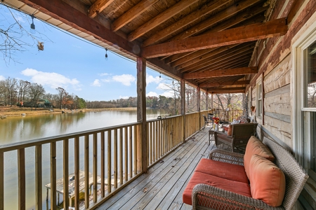 Waterfront Log Home for Sale on Lake Hayes in Gibson Co. TN - image 15