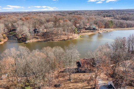Waterfront Log Home for Sale on Lake Hayes in Gibson Co. TN - image 21