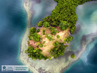 Island for Sale in Punta Pargo, Bocas del Toro - image 1