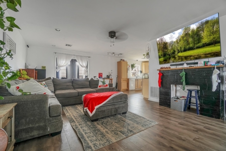 Home For Sale In Mangum, Oklahoma - image 6