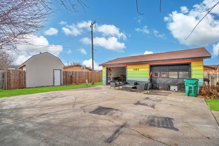 Home For Sale In Mangum, Oklahoma - image 23