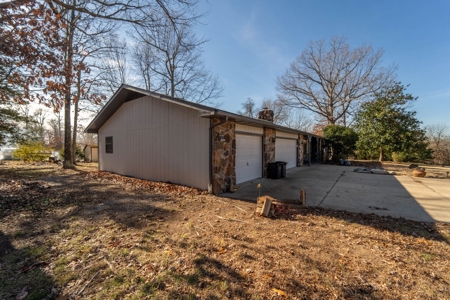 Arkansas Home In Town Near Lake Norfork - image 3