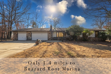 Arkansas Home In Town Near Lake Norfork - image 1