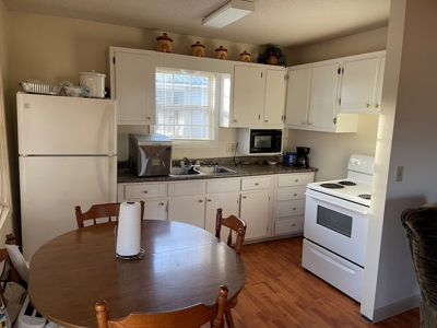 Home by the Spring River For Sale in Hardy AR - image 4