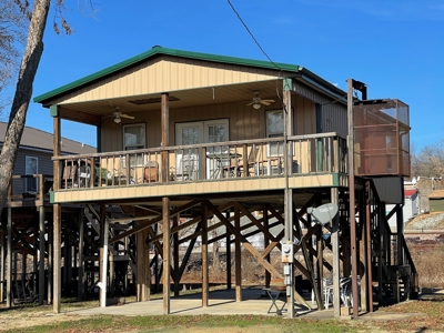 Home by the Spring River For Sale in Hardy AR - image 2