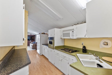 Waterfront Home For Sale In Suwannee Florida - image 6