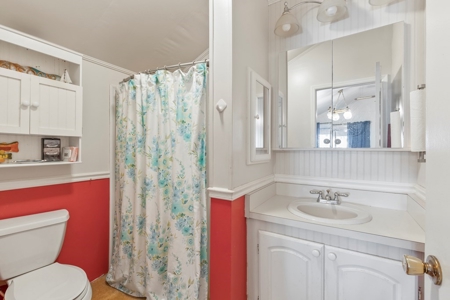Waterfront Home For Sale In Suwannee Florida - image 16