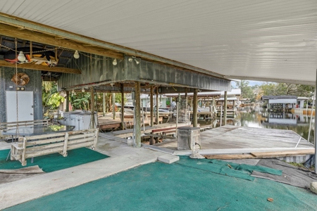Waterfront Home For Sale In Suwannee Florida - image 23