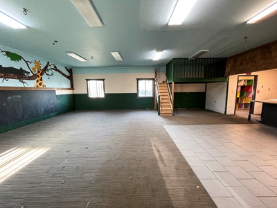 Large Commercial Building & Shop For Sale Malta Mt - image 26