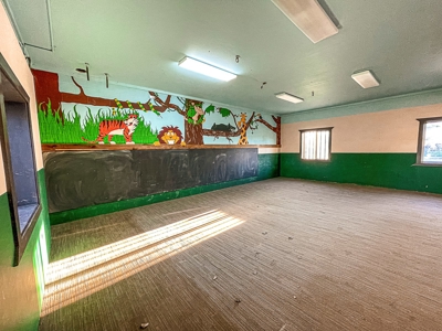 Large Commercial Building & Shop For Sale Malta Mt - image 21