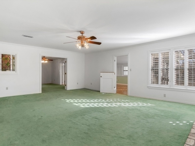 Winnsboro Wood County 3/2/4 Large Home In Town For Sale - image 21