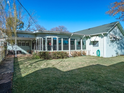 Winnsboro Wood County 3/2/4 Large Home In Town For Sale - image 49