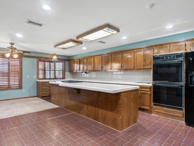 Winnsboro Wood County 3/2/4 Large Home In Town For Sale - image 41