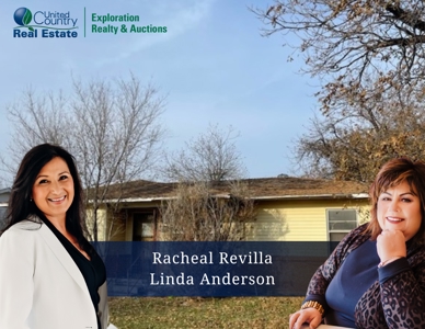 Home For Sale In Altus, Oklahoma - image 1