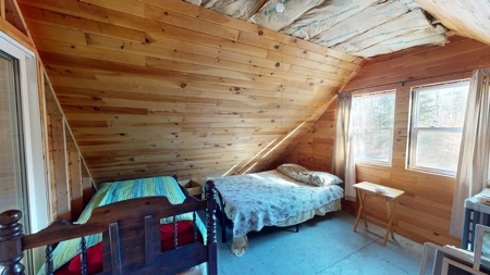 Charming Cabin on 70 Acres in Maine - image 16