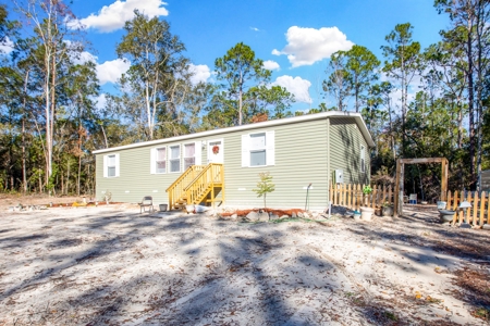 Country Home With 4 Acres In Suwannee County! - image 16