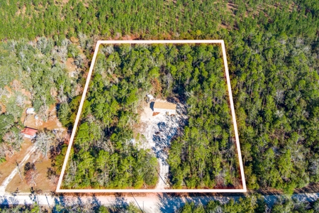Country Home With 4 Acres In Suwannee County! - image 24