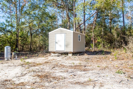 Country Home With 4 Acres In Suwannee County! - image 22