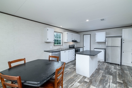 Beautiful Home For Sale Lafayette County !! - image 9
