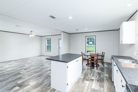 Beautiful Home For Sale Lafayette County !! - image 8