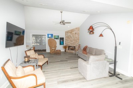 Dream Home In Country Club  With 18 Hole Golf Lake City, Fl - image 3