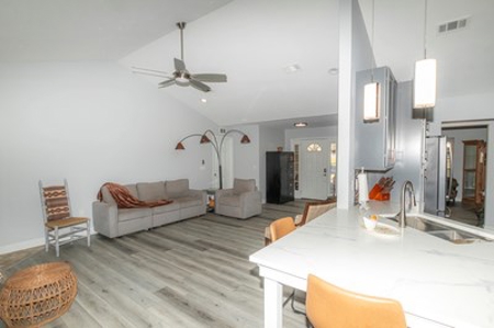 Dream Home In Country Club  With 18 Hole Golf Lake City, Fl - image 1