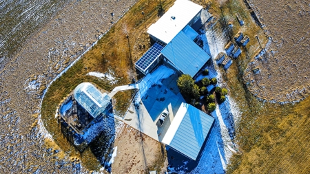 Country Home on Acreage For Sale near Lewistown, Montana - image 3