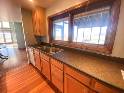 Country Home on Acreage For Sale near Lewistown, Montana - image 36