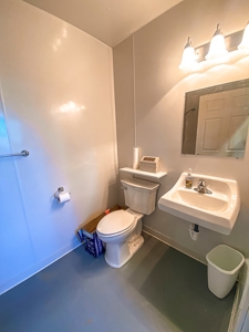 Country Home on Acreage For Sale near Lewistown, Montana - image 20