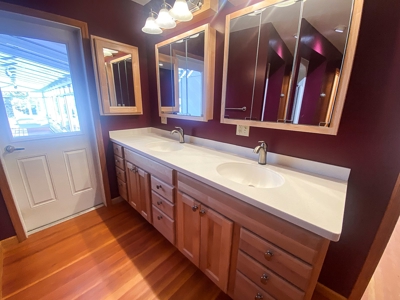 Country Home on Acreage For Sale near Lewistown, Montana - image 47