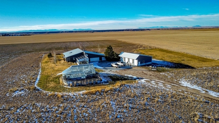 Country Home on Acreage For Sale near Lewistown, Montana - image 6
