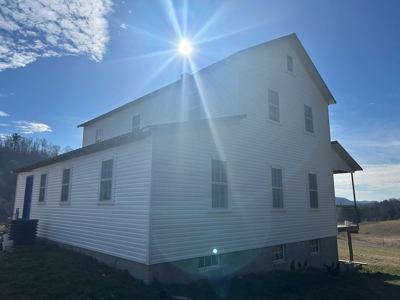 6 Bed Amish Home-Workshop & Barn-26.4+/- Acres-Liberty, Ky. - image 4