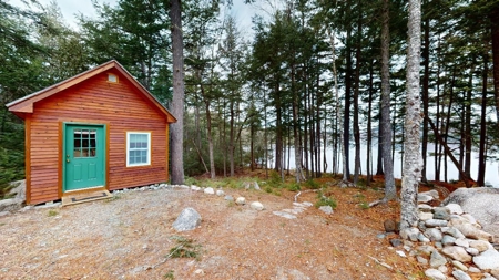Maine Lakefront Cottage - image 15