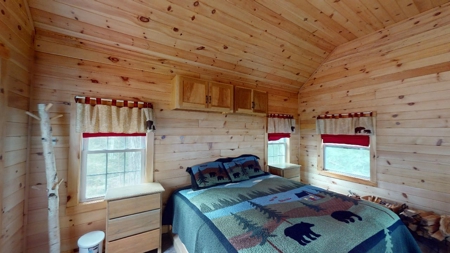 Maine Lakefront Cottage - image 17
