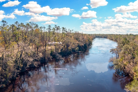 Home For Sale On The Suwannee River!!! - image 35