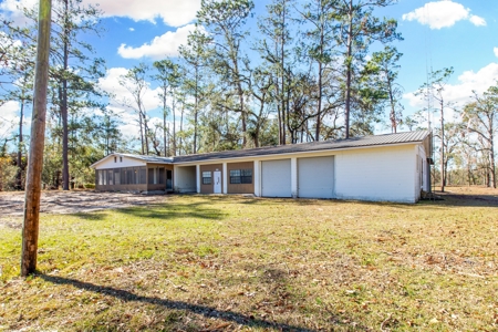 Home For Sale On The Suwannee River!!! - image 3