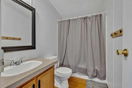 Country Home for Sale in Lewis County, Tennessee - image 39