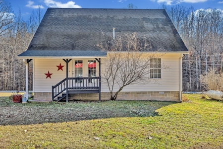 Country Home for Sale in Lewis County, Tennessee - image 34