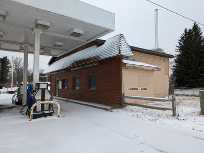 Commercial Building for Sale Fairview MI - image 43