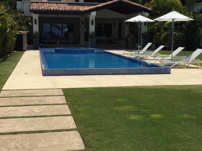 5 bedroom house for sale in Buenaventura - image 1