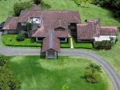 5 bedroom house for sale in Valle del Anton - image 2
