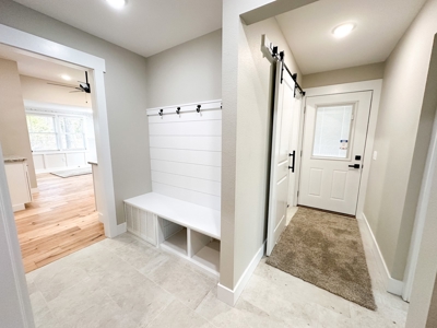 Remodeled Home Close to Town - image 24