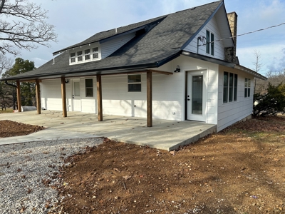 Remodeled Home Close to Town - image 6