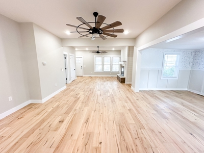 Remodeled Home Close to Town - image 18